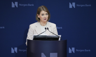 Oslo 20260618. Sentralbanksjef Ida Wolden Bache presenterer rentebeslutningen fra komiteen for pengepolitikk og finansiell stabilitet.Foto: Amanda Pedersen Giske / NTB