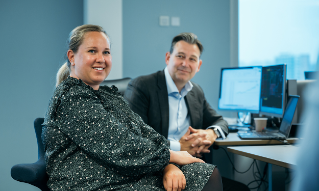 Christine Koch Hatlebrekke og Roy Thore Larsen er investeringssjefer for pensjonsforvaltningen i DNB.