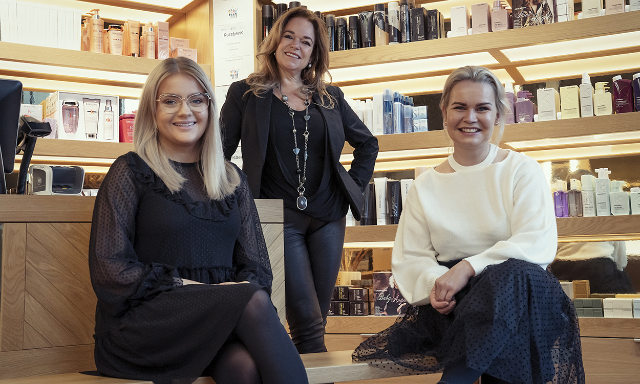 Ramsvik: Vilde Olsen, lærling, Kristin Blytt Davidsen, administrerende direktør og Miriam Seim, daglig leder ved avdeling Solheimsviken.