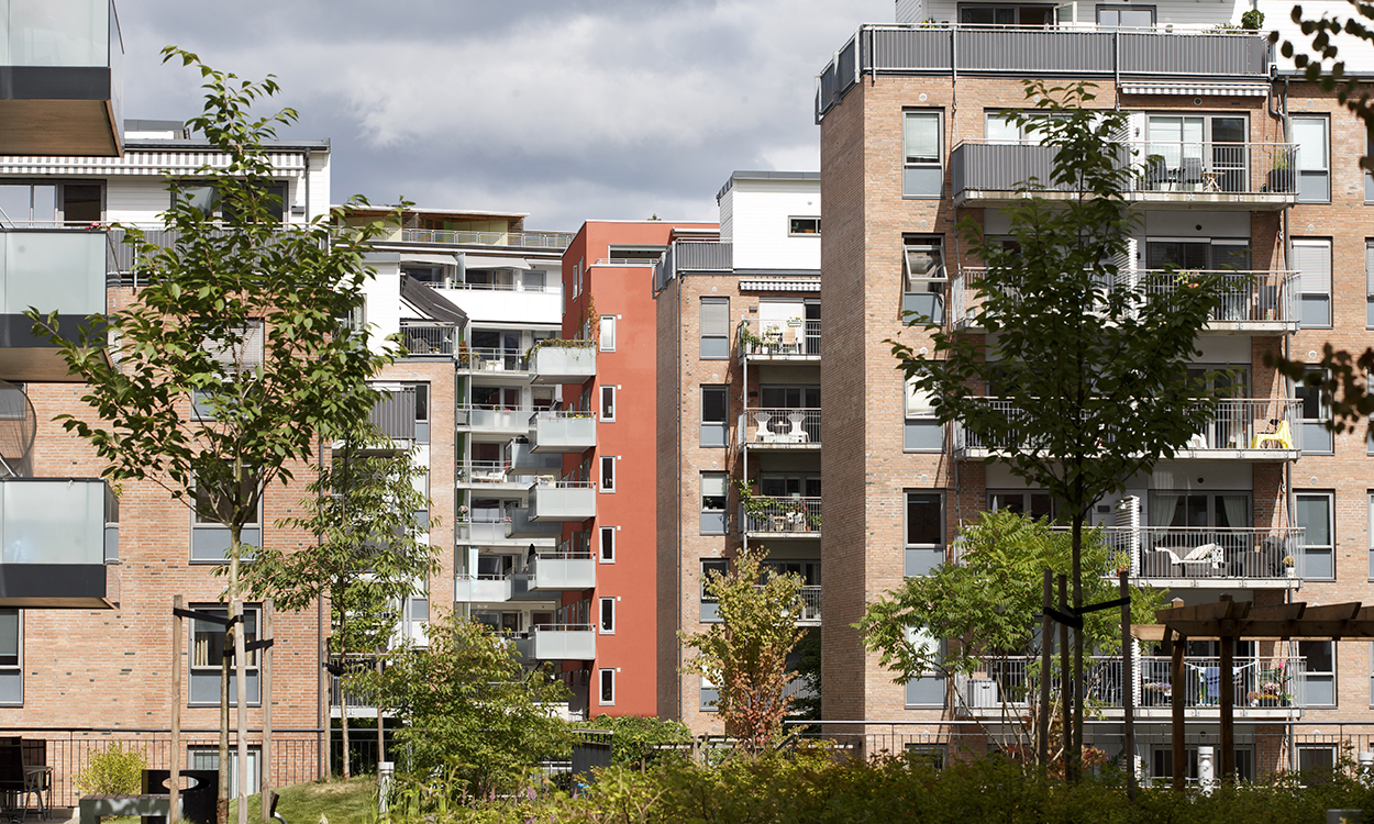 Oslo  20160803.Boligprisene steg med 1 prosent fra juni til juli, viser sesongjusterte tall fra Eiendom Norge. Det siste året har prisene steget med 8,8 prosent. Her boliger i Kværnerbyen i Oslo.Foto: Gorm Kallestad / NTB