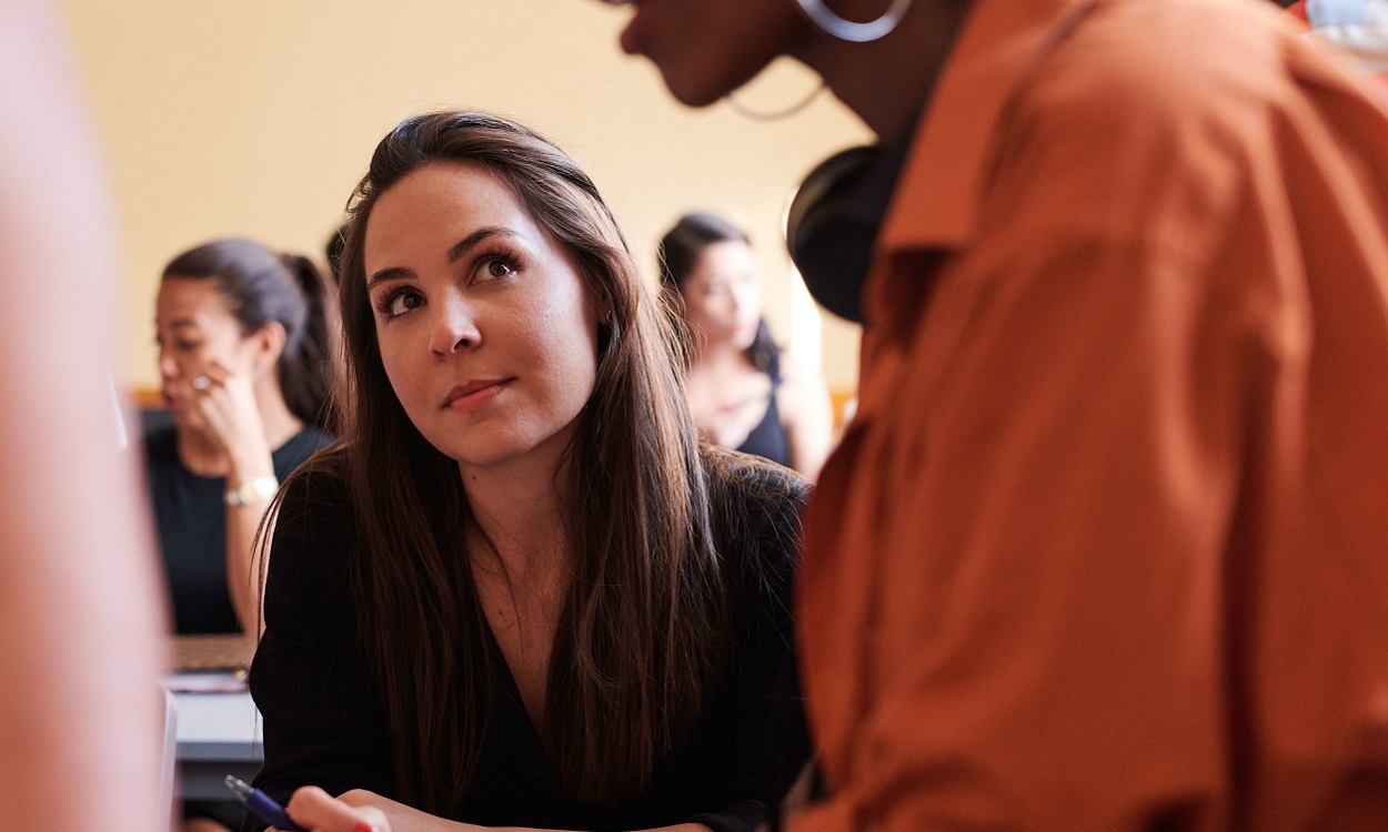 kvinner i en klasseromssituasjon