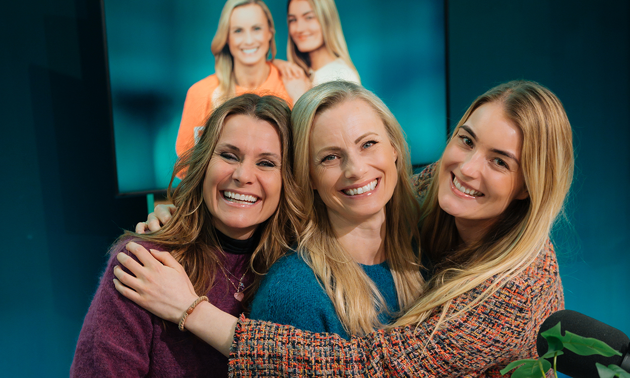 Katrine Moholt, Silje Sandmæl og Agnete Bråtun spiller inn podkasten Pengetabu,